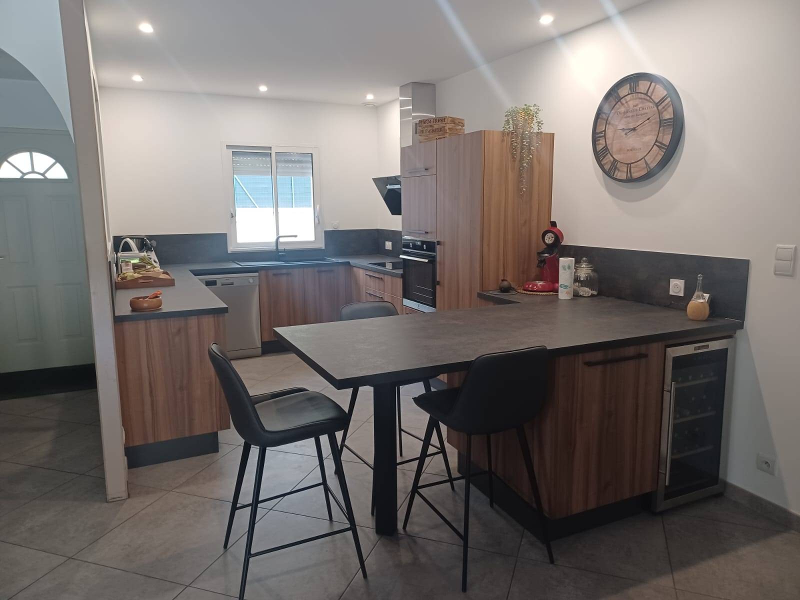 Cuisine ouverte style industriel à Sadirac près de Camblanes et Meynac